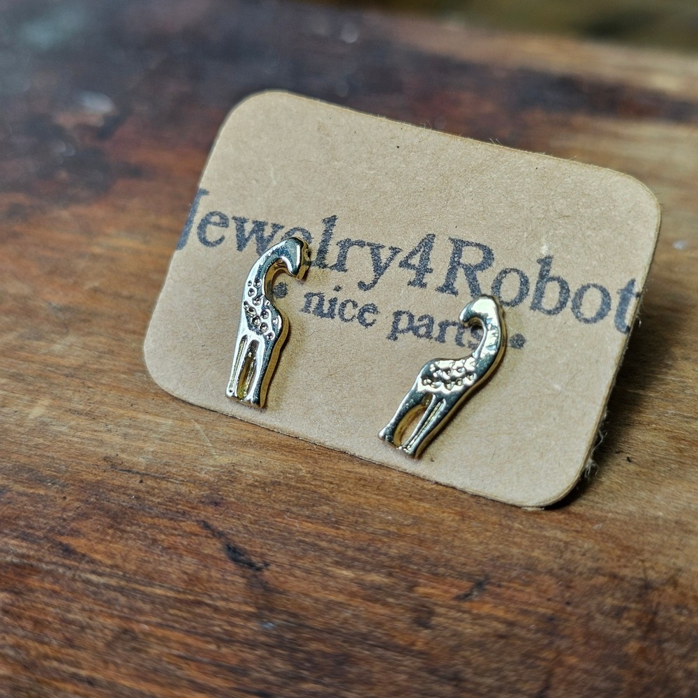 Gold Giraffe Stud Earrings Women OS Animal Stainless Steel Push Back